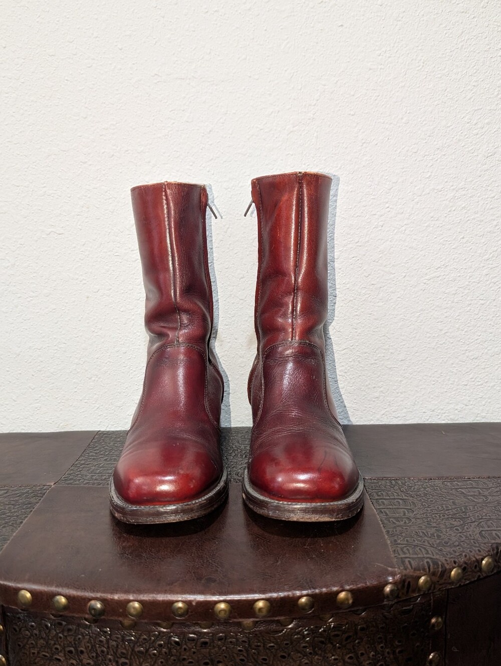 VINTAGE 70's Campus Red Leather Square Toe Zip-Up Ankle Boots - Made in USA - Picture 8 of 16